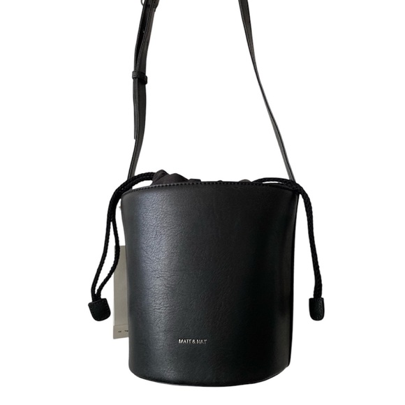 Matt & Nat Handbags - Matt & Nat Vintage Bucket Bag in Black